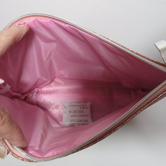 Benefit Cosmetics Duffle Bag AND Pink Glitter Zippered Cosmetic Bag Set - Picture 5 of 8